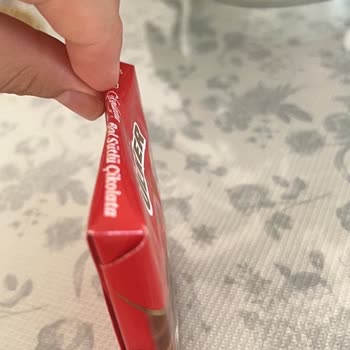 A101'den Ülker Kare Çikolatalarda Parça Eksikliği Ve Telafi İsteği