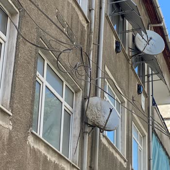 Kırık Fiber Kablosundan Kaynaklanan On İki Günlük İnternetsiz Kalma Ve Müşteri Hizmetleri İhmali