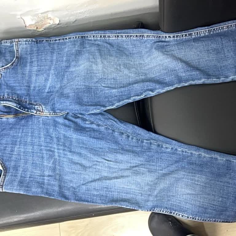Wrangler Pantolonunda Görünür Paça Dönmesi Reddedilen Değişim Talebi