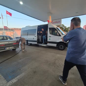 Vaat Edilen Şehirler Göz Ardı Edildi Ve Minibüsle Konforsuz Yolculuk