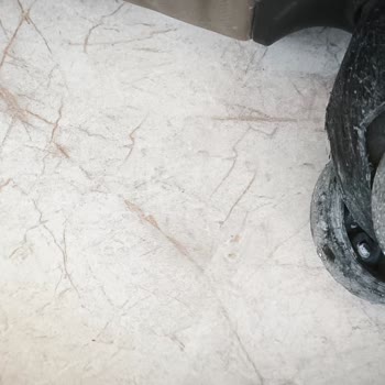 Uçuşta Unutulan Tüm Bagajlar Ve Kırık Kabin Boy Valiz Şikayeti