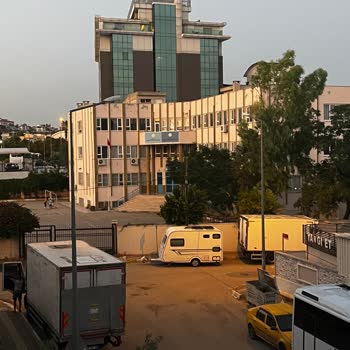 Fabrikalar Mahallesi Sokak Lambaları Çalışmıyor, Güvenlik Riski Ve Cevapsız Şikayet