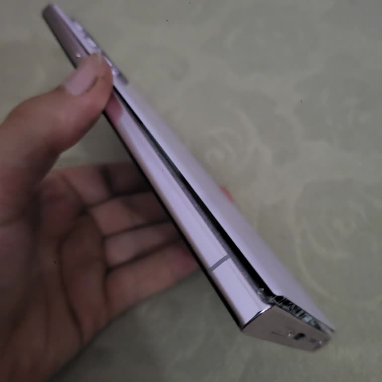 Garanti Süresi Dolmuş Samsung S23 Ultra Batarya Şişmesi Ücretsiz Değişim İsteği