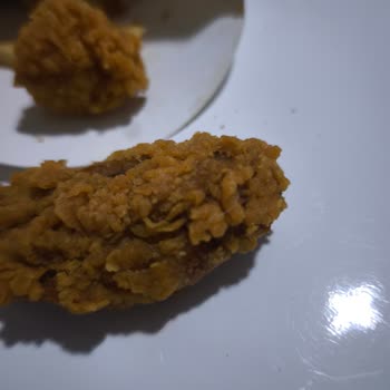 Popeyes Siparişinde Hijyen Sorunu Ve Eksik Dondurma İçin İade Talebi