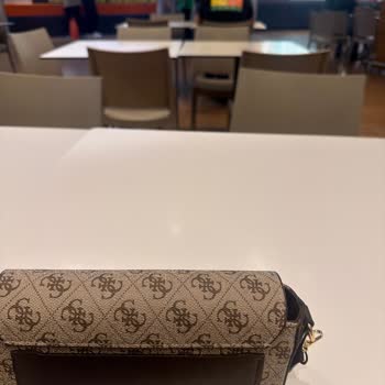 Sultanbeyli Atlaspark Popeyes Şubesinde Uzun Bekleme Süresi Ve Çalışan İlgisizliği