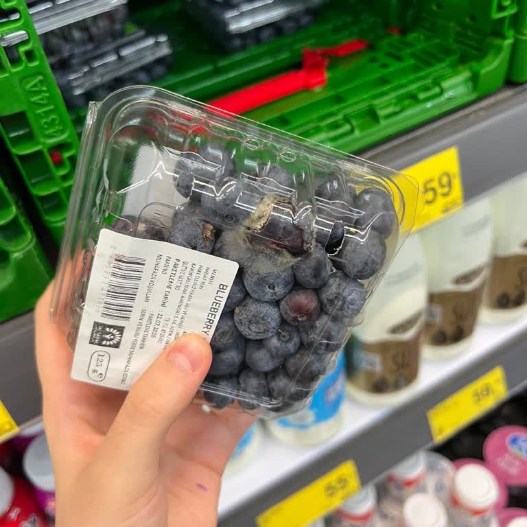 BİM Güngören Şubesinde Yaban Mersini Paketlerinde Küf Görüldü