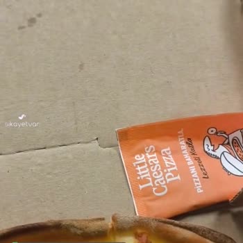 Little Caesars Böcek Çıkan Sipariş