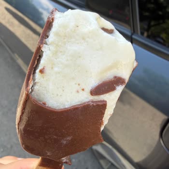 Bozuk Magnum Dondurması İçin İade Talebi Ve Şok Market Kars Şubesinde Çözüm Yetersizliği