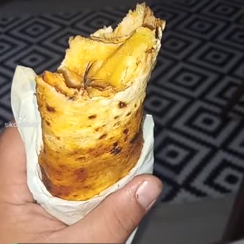 Cadde Katık Dürümden Kuş Tüyü Çıktı