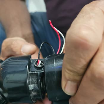 Beko Şarjlı Süpürge Kabloları Oynar Parçada Koparak Tasarım Kusuru