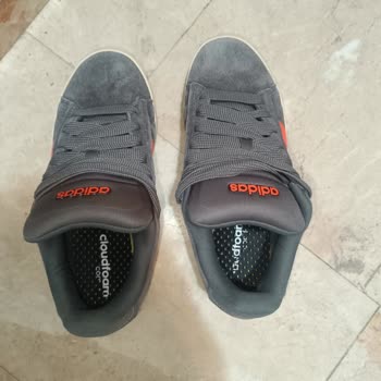 Adidas Ayakkabısında Üretim Hatası Ve Mağaza İhmali