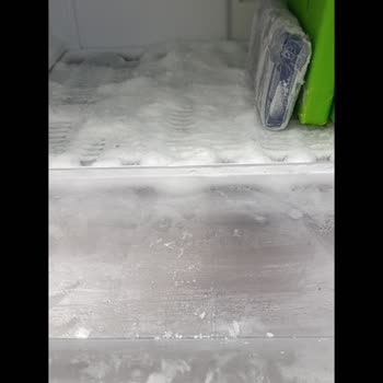 Regal 2451V Dondurucuda Aşırı Buzlanma Ve Garanti Servisinde Yetersiz Çözüm Talebi