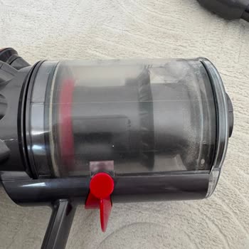 Garanti Kapsamındaki Dyson V12 Süpürge Arızası İçin Ücretsiz Onarım Talebi