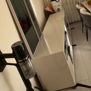Konsol Alt Tabanı Çöktü, Mağaza Geri Dönüş Yapmıyor Ve Ücretsiz Onarım Talep Ediyor