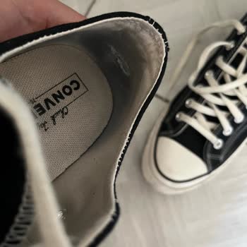 Converse Chuck 70 Se Rompen y Se Manchan Rápidamente, Pido Reembolso