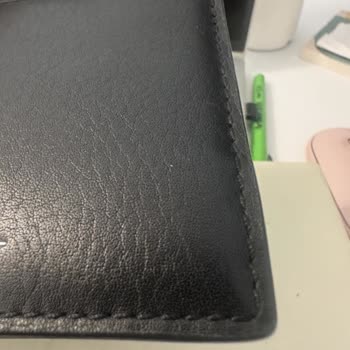 Gant, Cartera Negra de Cuero con Logo Usada, Exijo Cambio