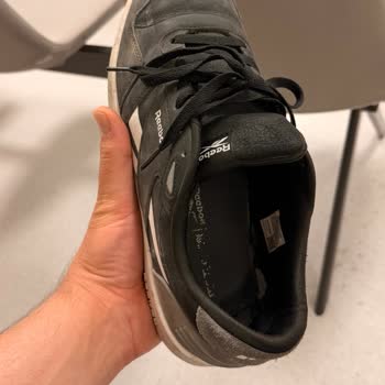 Reebok Ayakkabısının Kısa Sürede Aşınması Ve Mağaza Red Kararı