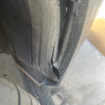 Togg T10X Şoför Koltuğunda Boşluk Ve Ses Problemi, Hatalı Servis Ve Davlumbaz Eksikliği