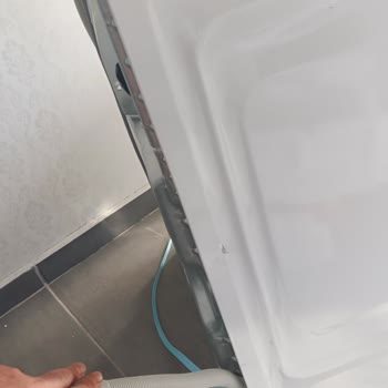 Hasarlı Çamaşır Makinesi İçin Hemen Yenisi Değiştirilmesi Talebi