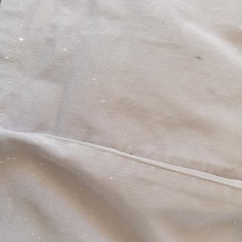 Kusurlu Çamaşır Suyu Pantolonuma Zarar Verdi Mağaza Sessiz Kaldı