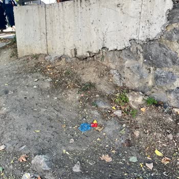 Mollagürani Metro Çevresinde Çöp Yığınları Ve Bakımsızlık