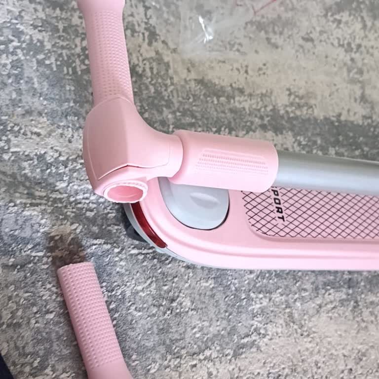 Kırık Scooter Teslim Edildi: Ücretsiz Değişim Talebim Reddedildi