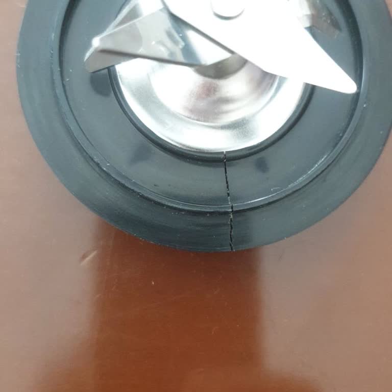 Karaca Blender Bıçağın Olduğu Plastik Aksam Kırıldı!