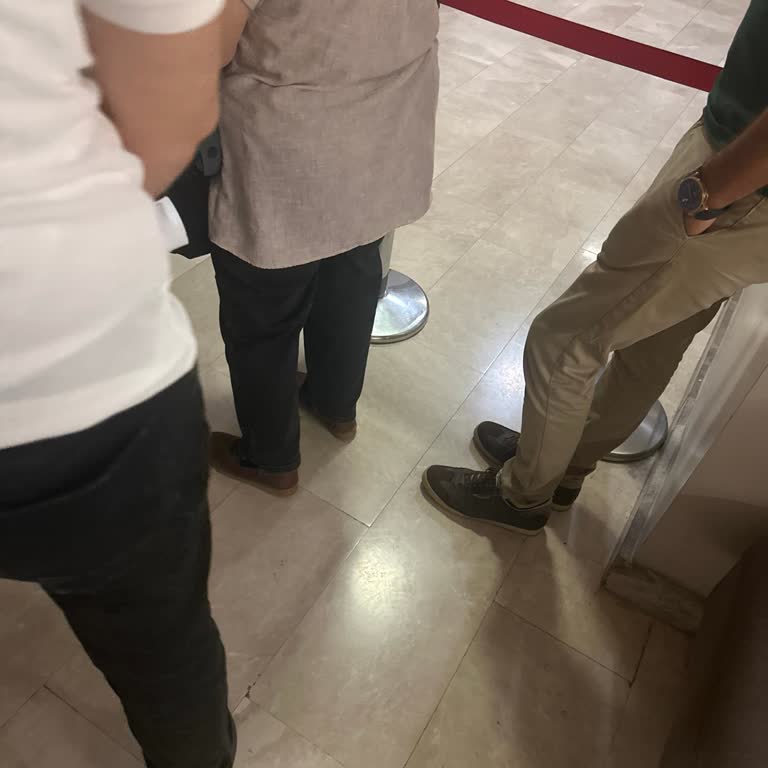 Randevu Saatine Uyulmaması Ve Sıra Sistemi Eksikliği Mağduriyet Yaratıyor