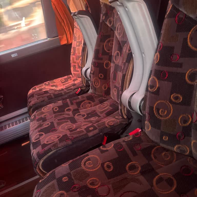 Eski Ve Konforsuz Otobüs, Kaba Personel Ve Yanlış Rotalar Mağduriyetine Sebep Oluyor