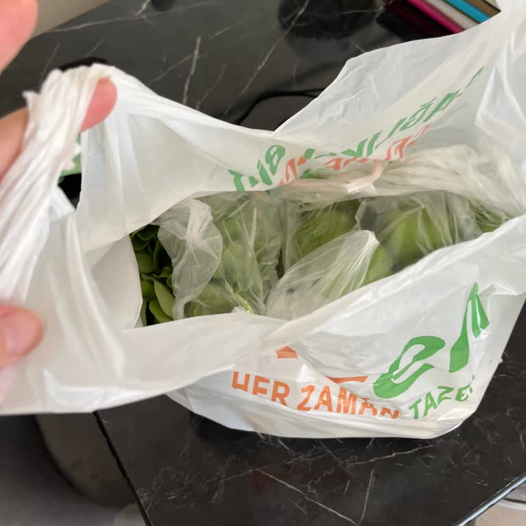 Biçen Market Soğuksu Şubesinde Tekrarlayan Saygısız Kasiyer Davranışı Ve Özür İsteği