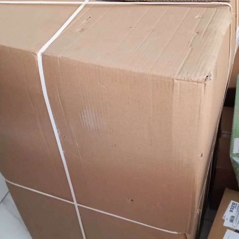 Teslim Edildiği Görünen Kargo Şubeden Alınamıyor