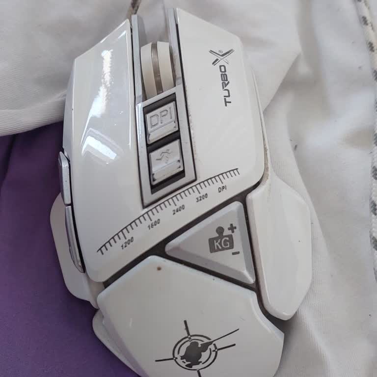 Arızalı Mouse’un Yenisi İçin Değişim Talebi