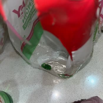 Kızılay Sodayı İçinde Cam Parçaları: Gıda Güvenliği Tehlikesi