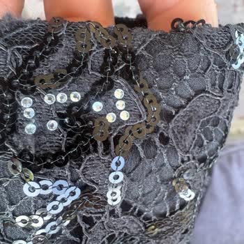 Ayıplı Ve Deforme Pardösü, Alaycı Müşteri Temsilcisi Tutumu