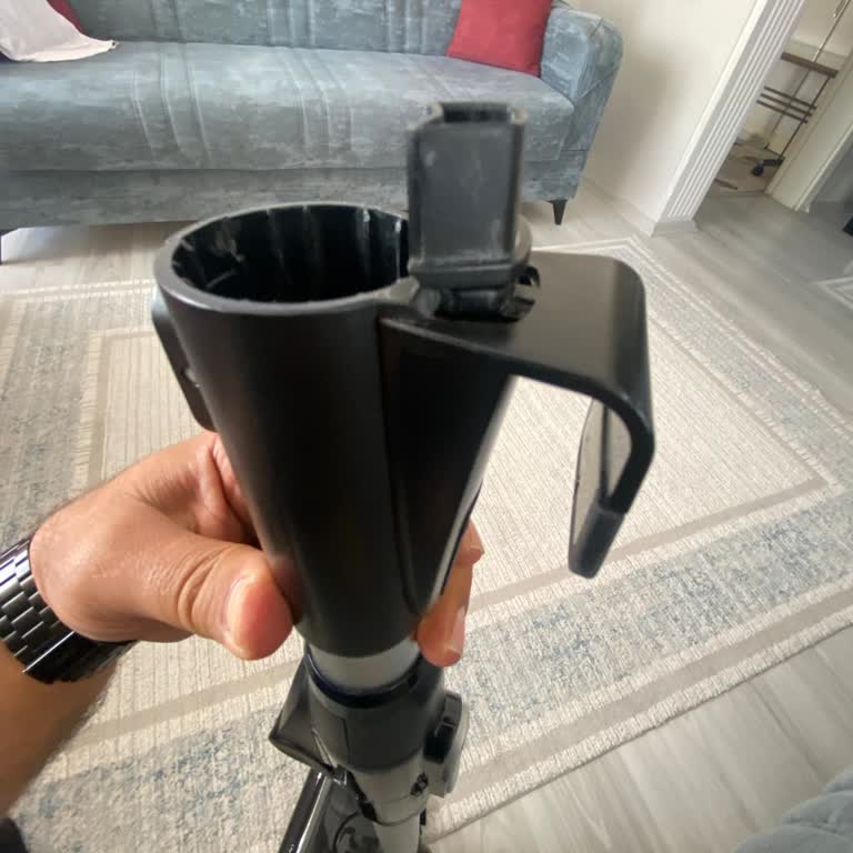 Bosch Süpürge Sapı Kırıldı, 3800 TL Ücretli Parça Değişimi Haksız