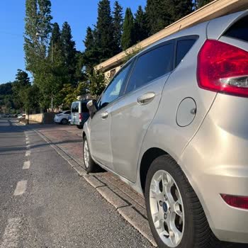 Gürbaşlar Otomotiv Ton Farkı Ve Özensiz İşçilik Nedeniyle Tekrarlanan Boya Ve İkame Araç Eksikliği