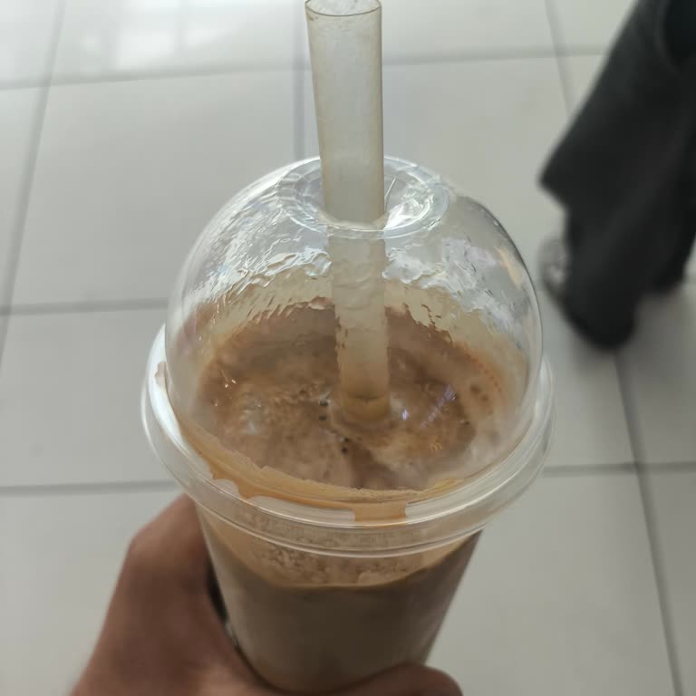Sipariş Unutulması Ve Uzun Bekleme İle Yanık Espresso Milkshake Sorunu