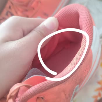 Nike Tiempo Legend 10 Club Kramponunda Üretim Hatası Ve Garanti Reddi
