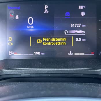 Garenta Kiraladığı Aracın Fren Ve Elektrik Arızası Aile Güvenliğini Tehlikeye Attı