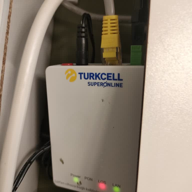 İnternet Kesintisi Ve Müşteri Hizmetlerinden Yanıt Bekleme