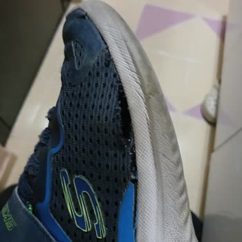 Ayıplı Skechers Ayakkabı 1 Ayda Yırtıldı; Mağaza Açıklama Yapmadan Talebi Reddetti