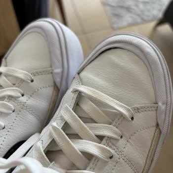 Nike Court Legacy Ayakkabısında Kısa Sürede Açılan Ön Kısım Ve Olumsuz Müşteri Hizmeti Yanıtı