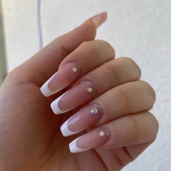 Su Beauty Nail | İstanbul Ortaya Çıkan İşçilik Son Derece Kötü Ve Profesyonellikten Uzak