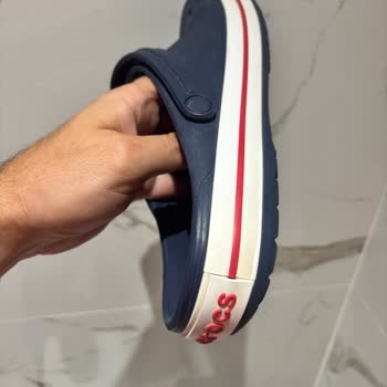 A101’den Satın Alınan Crocs Terlikte Hızlı Renk Değişimi Ve İade Sürecinde Destek Bulunamaması