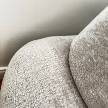 Outlet Koltuğunda Ayıplı Dikiş Ve Yırtılma: Değişim Ve Geri Ödeme Talebi