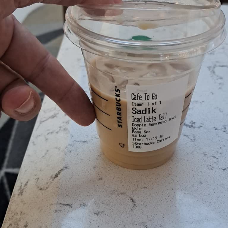 Karacabey Oksijen Yol Kenarı Starbucks Şubesinde Çifte Fiyatlandırma Ve Yıldız Hakkı Kısıtlaması