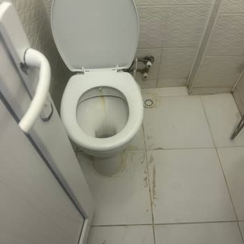 Grand Şakar Otel’da Temizlik Sorunları Nedeniyle Konaklamadan Ayrıldık