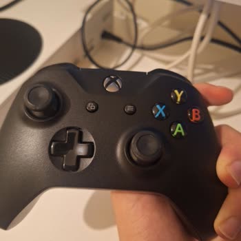 Efx Game Kutudan Eski Bir Xbox One Kolu Çıktı