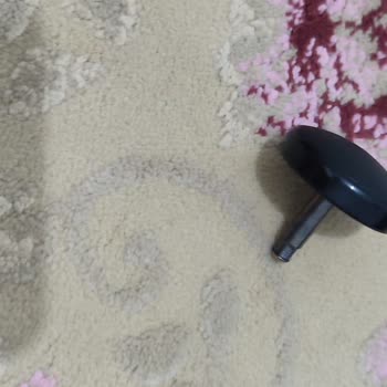 Karcher Buharlı Temizleyicide Eksik Taşıma Tekerleği Ve Hızlı Çözüm Talebi