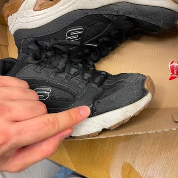 Skechers Ayakkabının İç Astarının Hızlı Yırtılması Ve Kullanıcı Hatası İddiası